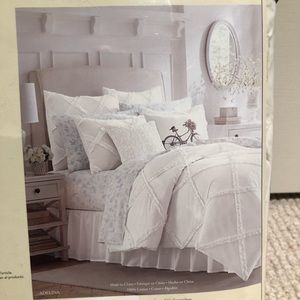 Laura Ashley twin duvet cover set
